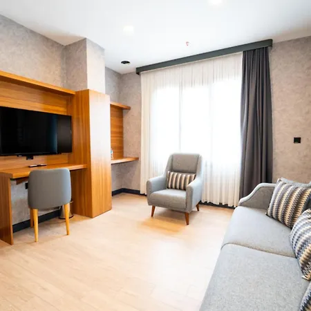 Educity And Atasehir Hotel 4*