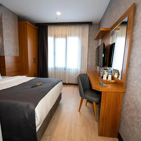 Hotel Educity And Atasehir 4*