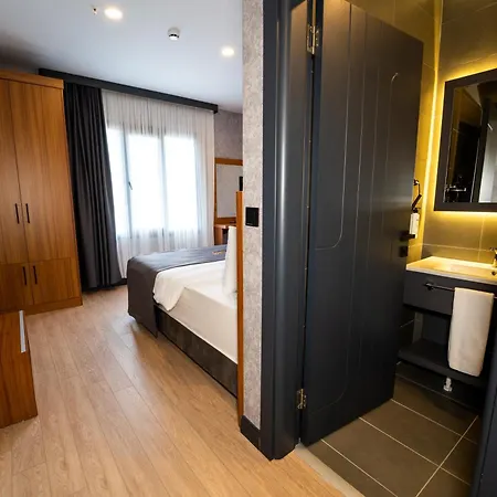 Educity And Atasehir Hotel