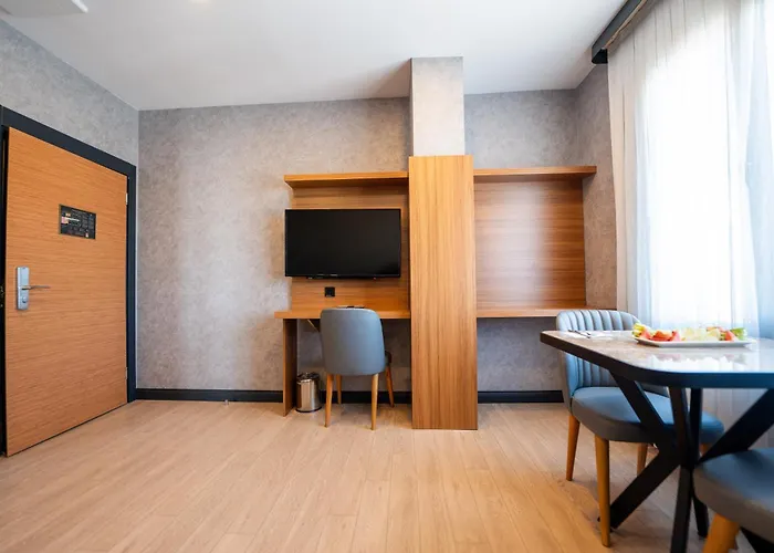 Educity & Hotel 4*