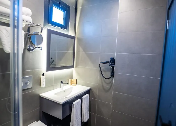 Educity & Hotel 4*