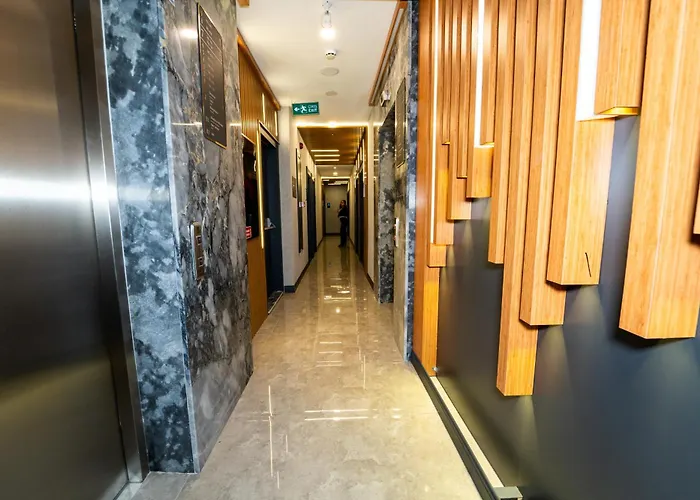 Educity & 4* Istanbul