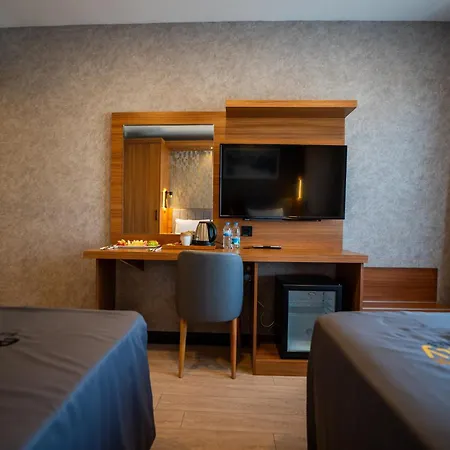 Hotell Educity & Istanbul