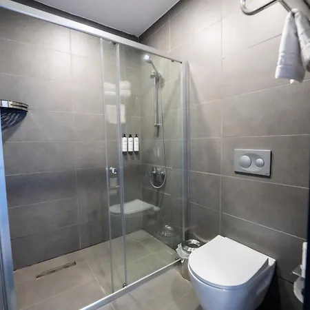 Educity & 4* Istanbul